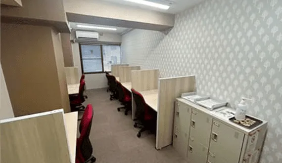 プラス一宮女性