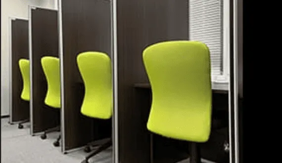 自習室プラス伊丹3